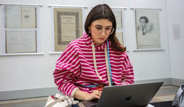 Подборка книг ко Дню студента появилась в сервисе «Библиотеки Москвы»