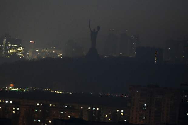 Депутат Рады Евтушок: киевлян из-за отключений могут эвакуировать принудительно