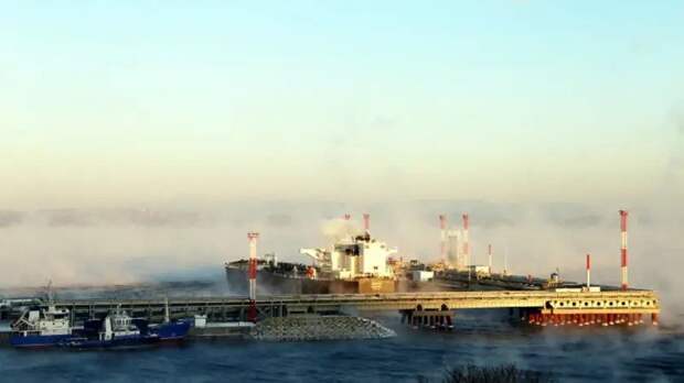 Названа главная опасность перенаправления российской нефти в Китай