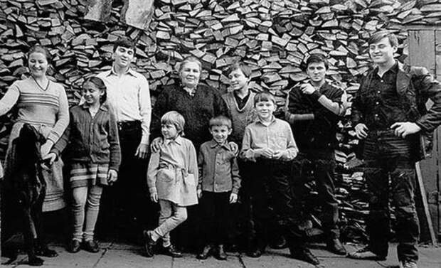 Как сложилась жизнь семьи Овечкиных, оставшихся в живых после угона самолёта из СССР в 1988 году