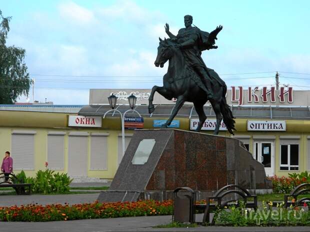 Памятник князю Всеславу Брячиславичу в Полоцке, Белоруссия / Фото из Белоруссии