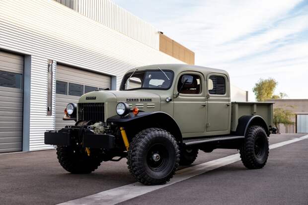 Крутой рестомод Dodge Power Wagon 1949 года