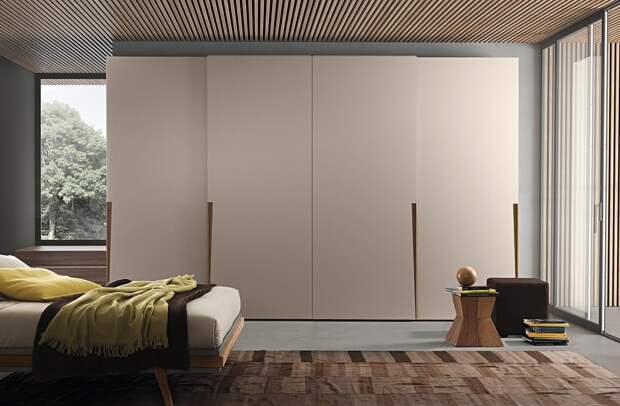 Двери цвета капучино в интерьере помещения (25 фото)