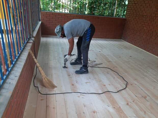 В детском саду на Михалковской завершился ремонт прогулочных веранд