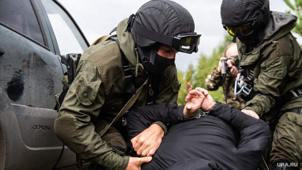 Практически все эксперты предвидели массовые посадки после переизбрания Путина.-3