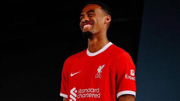 Гравенберх продлил контракт с «Ливерпулем»