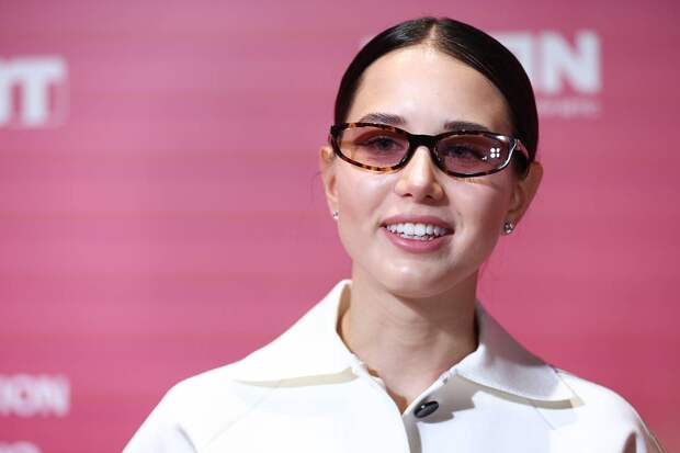 Невеста Лепса заступилась за Долину