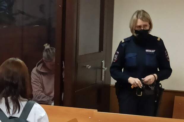 Суд примет решение о продлении ареста обвиняемой в смертельном ДТП в Москве