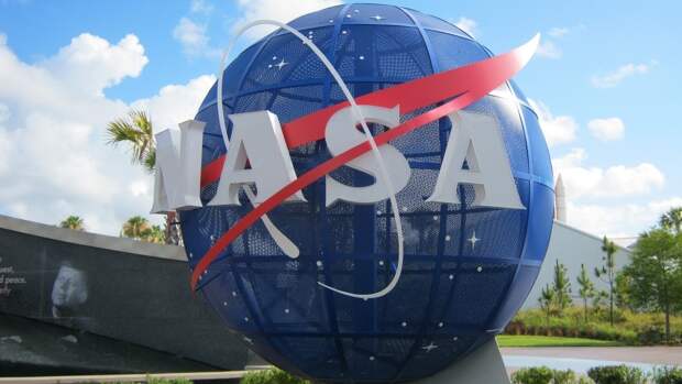 Глава NASA призвал США следить за планами России и Китая в космосе