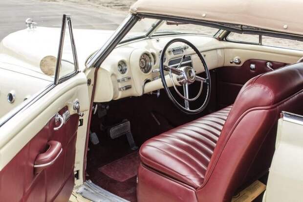 Кабриолет Buick Roadmaster 1949 года выпуска из фильма «Человек дождя» продан на аукционе