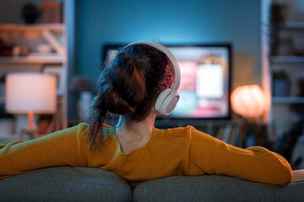 Досмотр сериала без партнера прировняли к измене