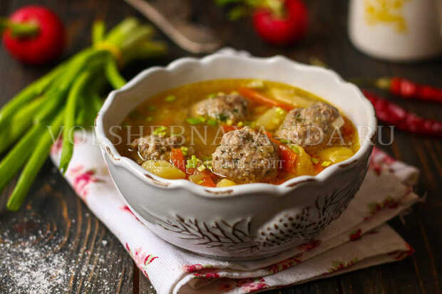 Картофельный суп с фрикадельками