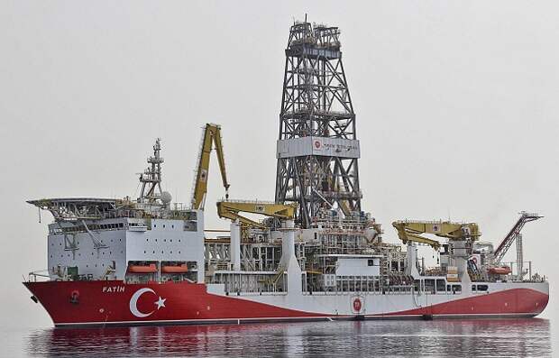 Fatih судно Турция месторождение газ