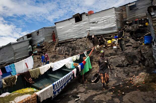 Мгинго – самый густонаселенный остров в мире Migingo06 Мгинго – самый густонаселенный остров в мире