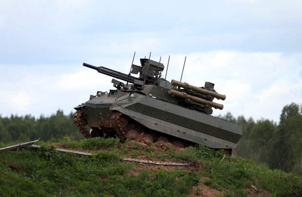 Не просто танк – беспилотный танк! Уран-9 прошел модернизацию и, судя по всему, готов отправиться в бой.-2