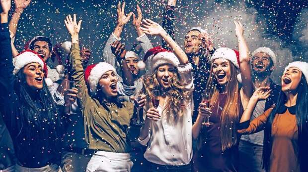 В Петербурге шум в новогоднюю ночь может обойтись куда дороже, чем в Москве