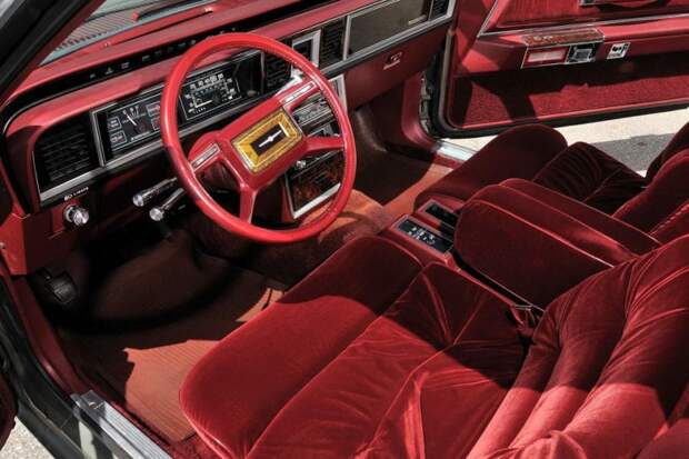 Ford Thunderbird авто, бархат, велюр, велюровый салон, интерьер, кожаный салон, роскошь, салон
