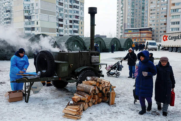 Киев не выдержал ответа России: люди просят мира, жгут костры во дворах и ругают власть