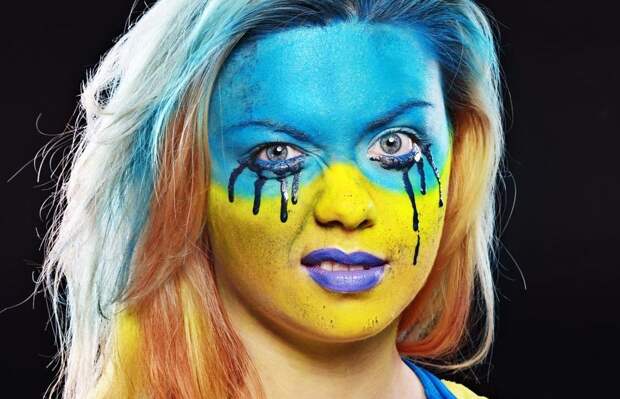 Шл*ха» и «тварь»! — Гендиректор «Укрпочты» обозвал женщину за критику (ФОТО)