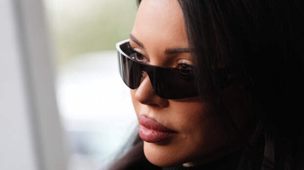 «Отпусти меня, я умоляю»: Самойлова расплакалась под песню Джигана после развода