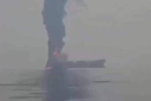 Иран угрожает прекратить все поставки нефти через Ормузский пролив