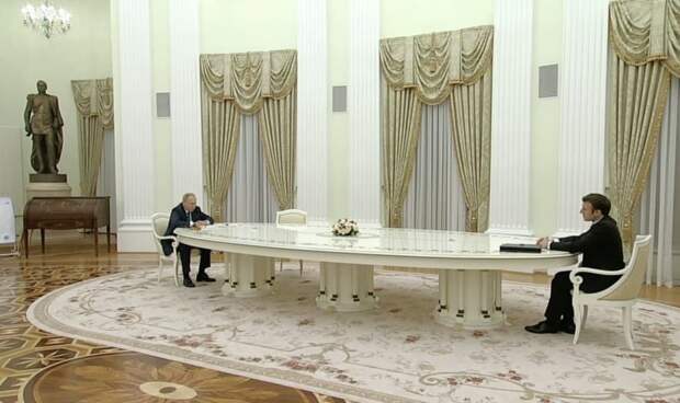 Путин Макрон