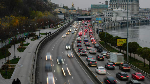 В Киеве ввели аварийные отключения электроэнергии