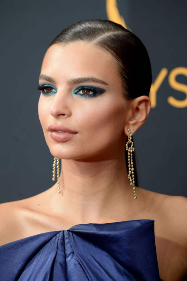 gallery-1474241458-emrata