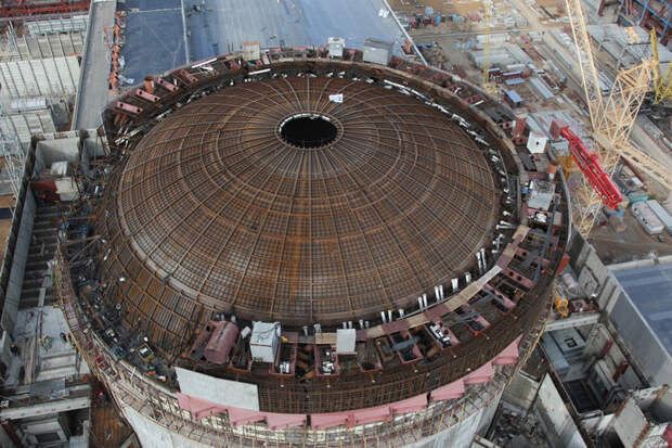Монтаж купола контейнмента на Ростовской АЭС
