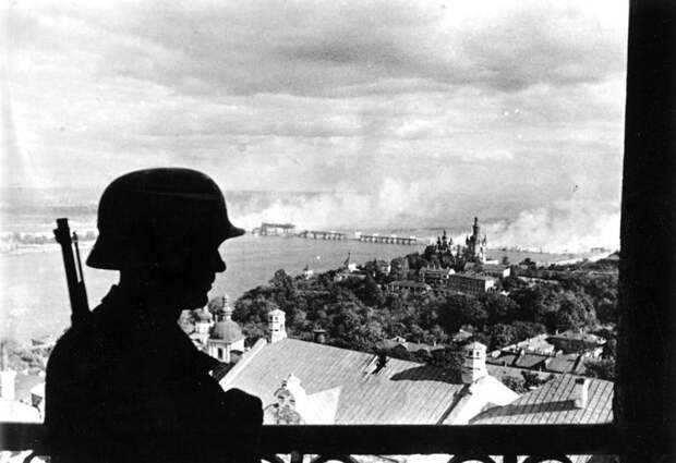 11 июля началась героическая, но очень трагичная оборона Киева
