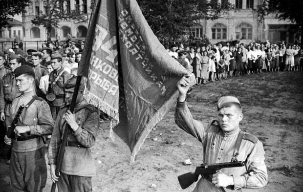 Чем рискует Россия в случае проигрыша в «битве за историю»