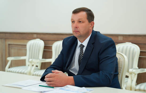 Губернатор Игорь Руденя обсудил с главой Сонковского района ремонт дорог в муниципалитете и другие актуальные вопросы