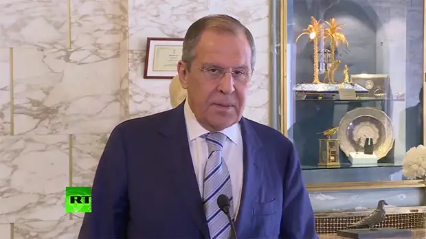 Пресс-подход Лаврова по итогам переговоров с главой МИД Туниса