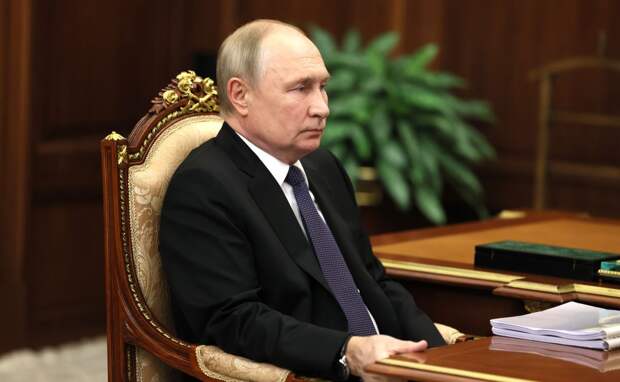 Путин поддержал выдвижение Чибиса и Аксенова на новые сроки