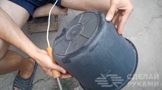 Как быстро отремонтировать треснувшее пластиковое ведро методом точечной пайки