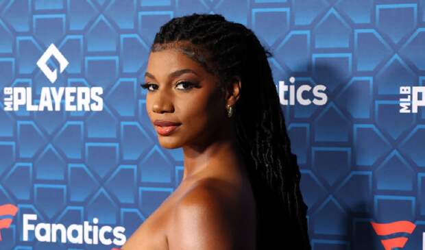 Taylor Rooks on the red carpet