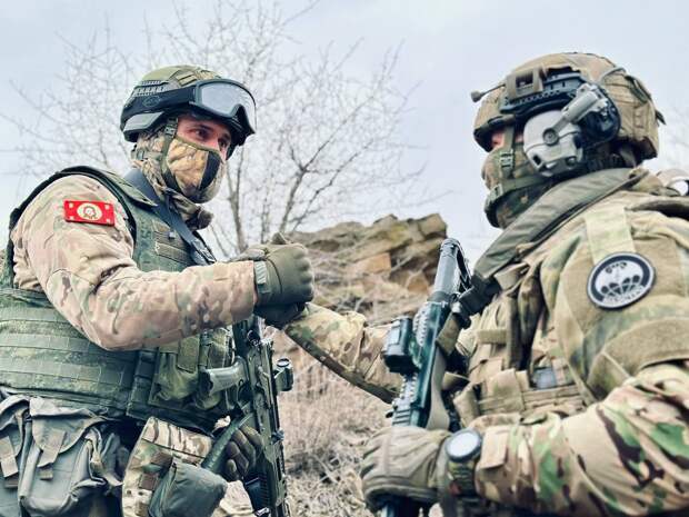 100 рублей к Новому году от каждого могут спасти сотни жизней наших бойцов (ВИДЕО)