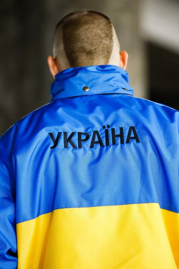 В Сочи мужчина пришёл в клуб в футболке с флагом Украины