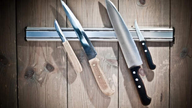 Можно ли быстро наточить кухонный нож без точилки? Поможет кружка и блюдце