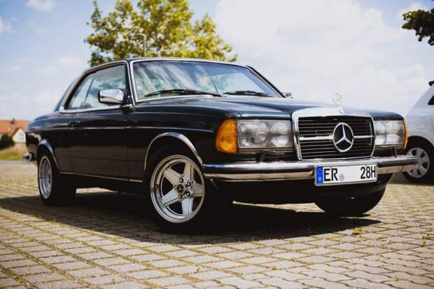 Mercedes-Benz 200-280E W123 (1976-1985 гг.)