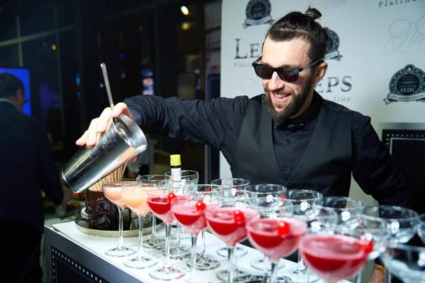 Топ-10 причин выбрать выездной бар для вашего праздника