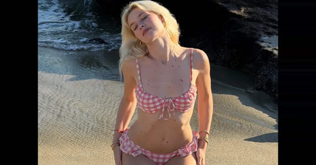 Старшая дочь Веры Брежневой снялась в бикини и показала бойфренда