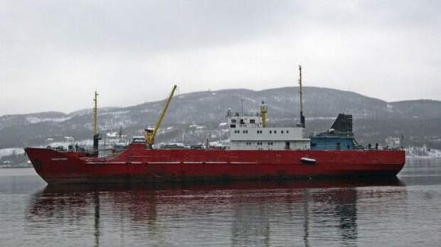 Российский траулер с умершим от COVID-19 моряком прибыл в Берген Российский траулер с умершим от COVID-19 моряком прибыл в Берген