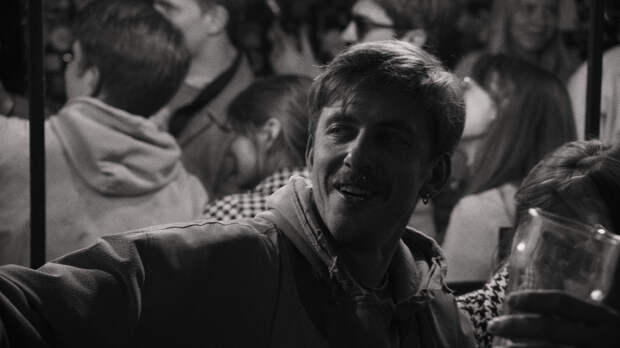 Кадр из фильма «Картины дружеских связей»