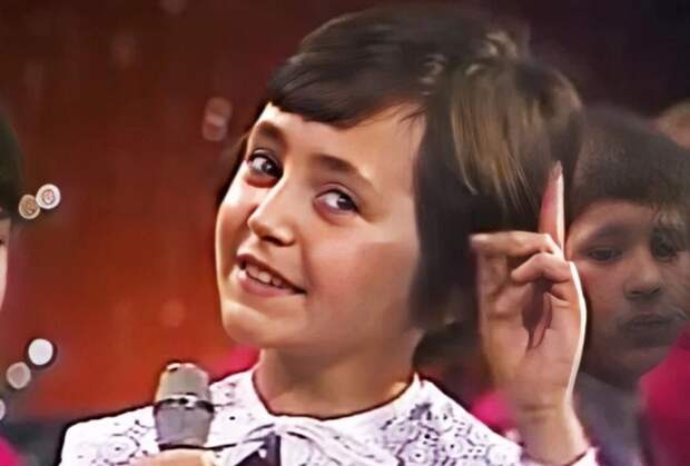 «Я просто пела про Дружка»: Елена Могучева стала голосом эпохи, но умерла в 29 лет и оказалась почти забытой