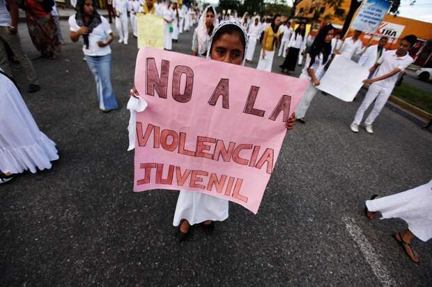 Демонстрация против насилия в Сан-Педро-Сула