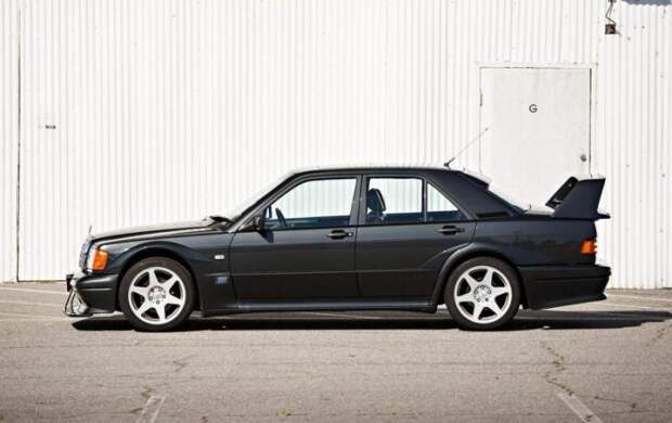 Mercedes-Benz 190E 2.5-16 Evolution II — очень редкий и желанный зверь