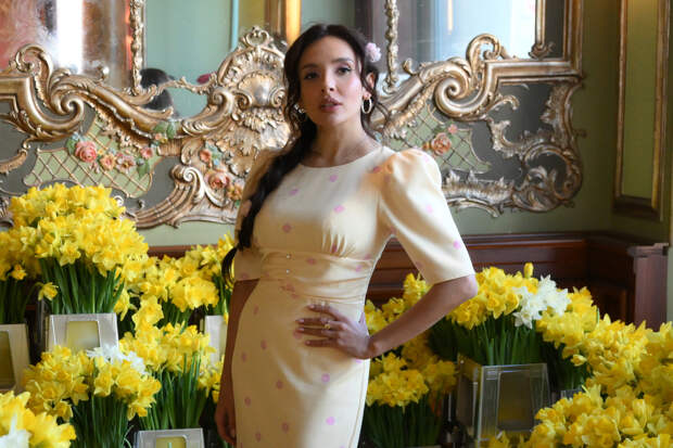 Похудевшая на 40 килограммов российская актриса сделала пластику груди