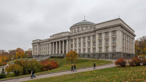 В музее истории Украины со стен убрали все русскоязычные надписи