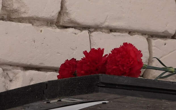 В Михайловском округе открыли мемориальную доску погибшему бойцу СВО